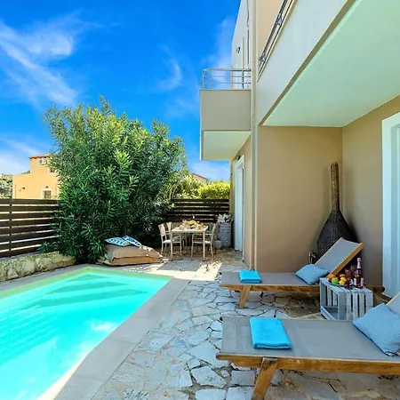Apple Villa *