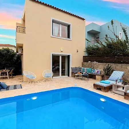 Apple Villa Mouríon