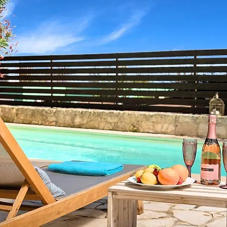 Apple Villas Villa Mouríon